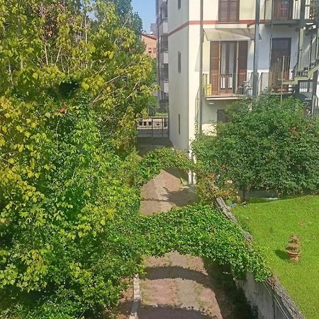 Vialetto V. Pastro 10 Bed & Breakfast Milano Eksteriør bilde